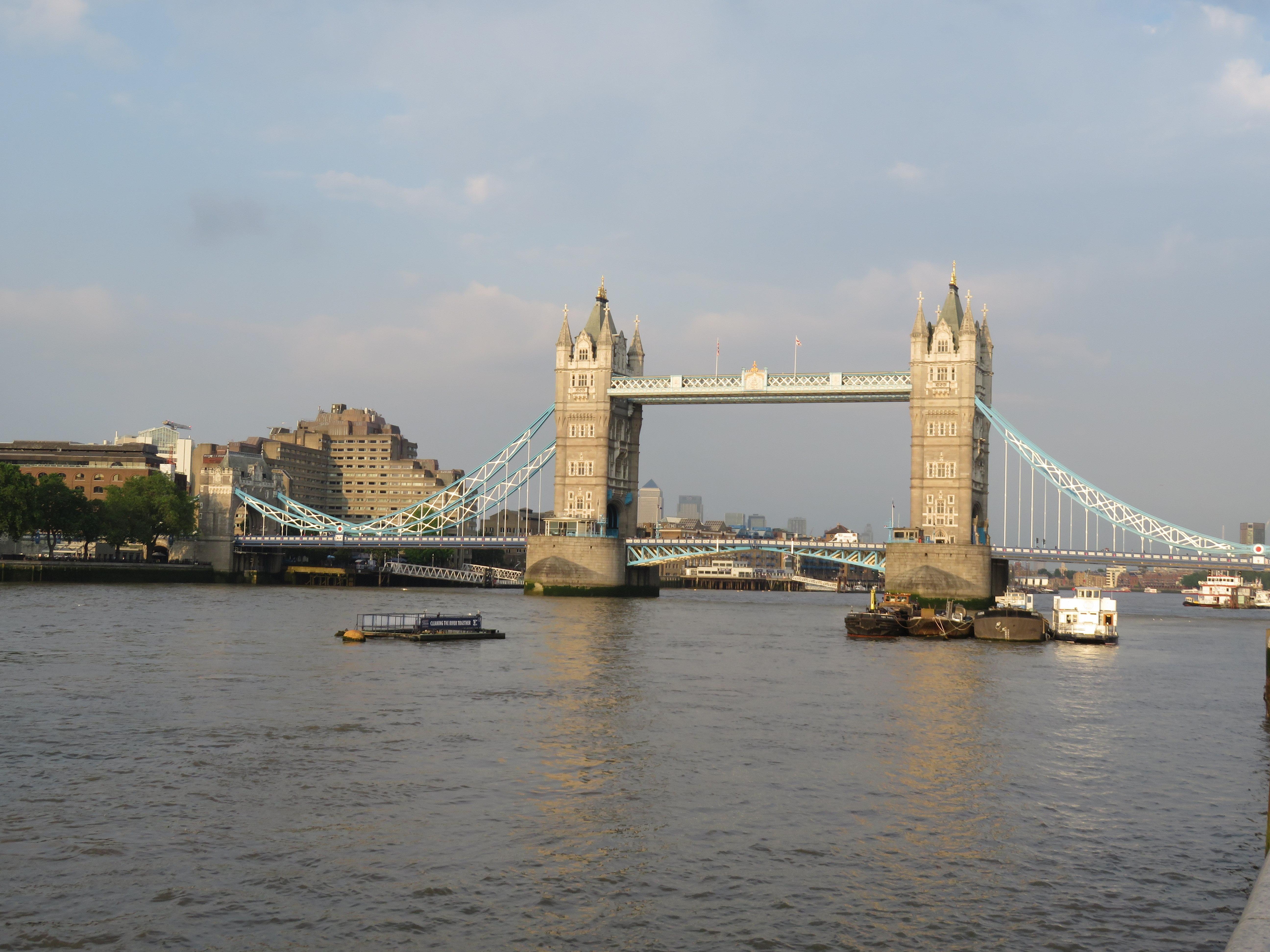 Holiday Inn Express Royal Docks By Ihg Лондон Экстерьер фото