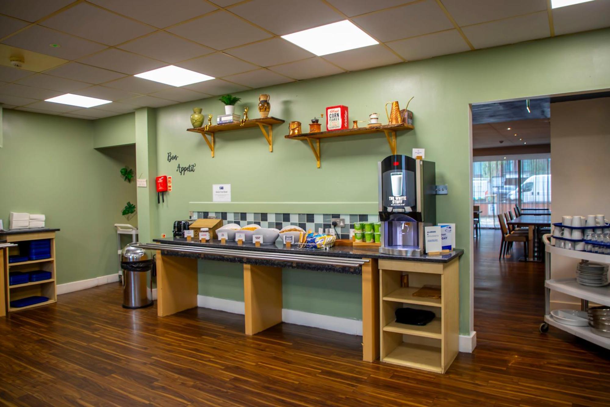 Holiday Inn Express Royal Docks By Ihg Лондон Экстерьер фото