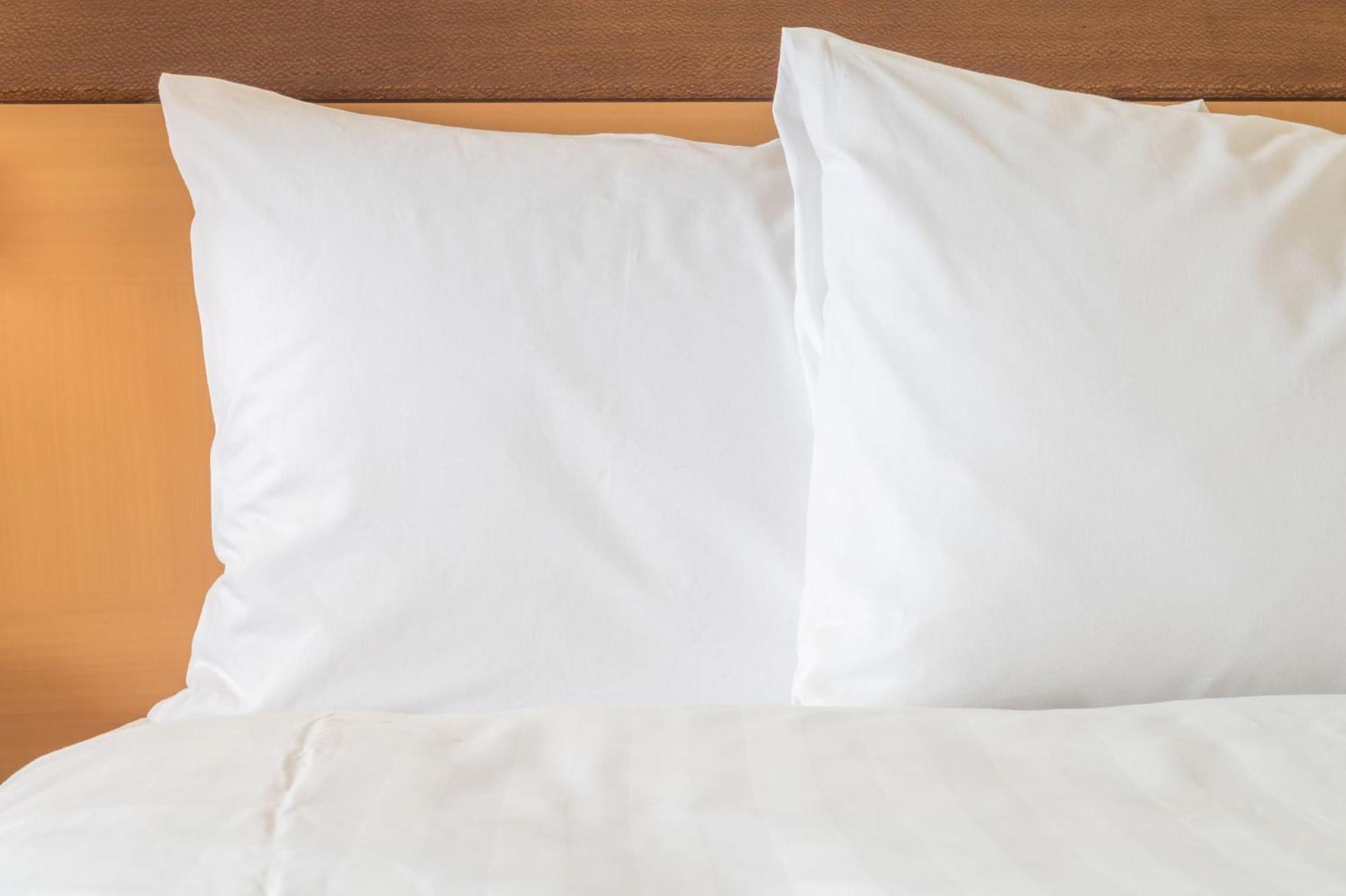 Holiday Inn Express Royal Docks By Ihg Лондон Экстерьер фото